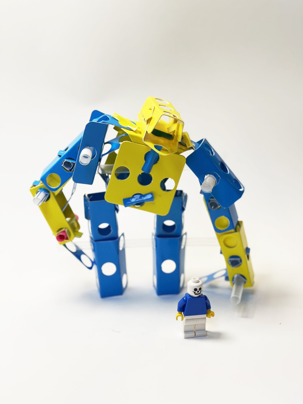 종이와 빨대로 만든 구동형 레스큐 로봇